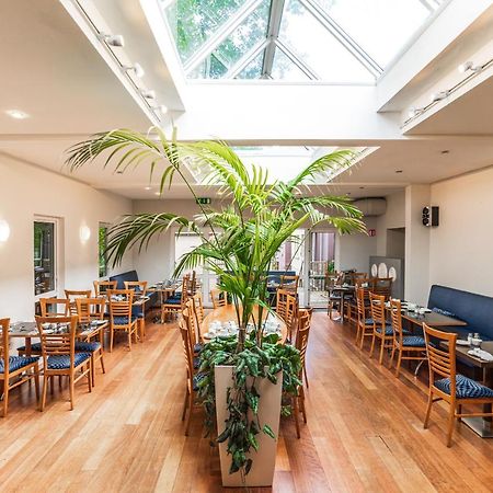 Wilton Hotel ブレイ エクステリア 写真