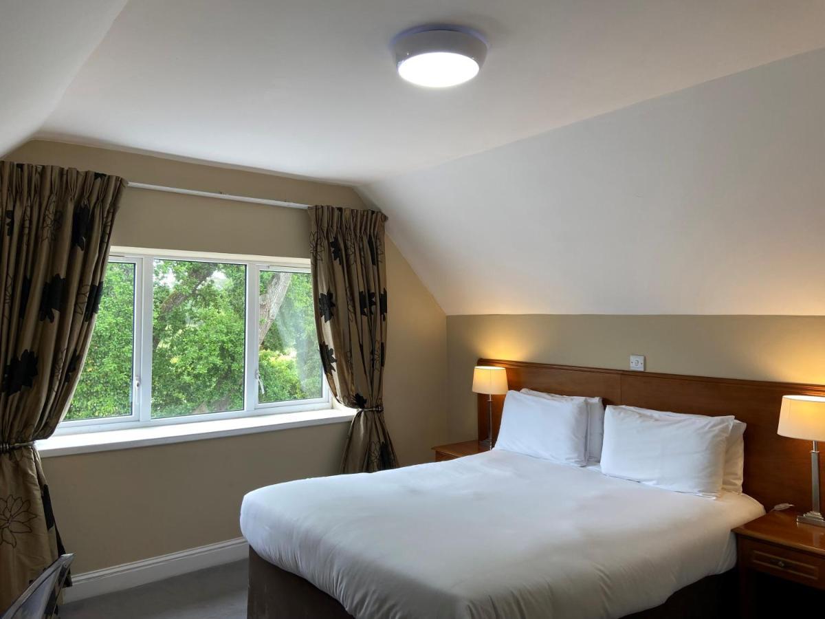 Wilton Hotel ブレイ エクステリア 写真