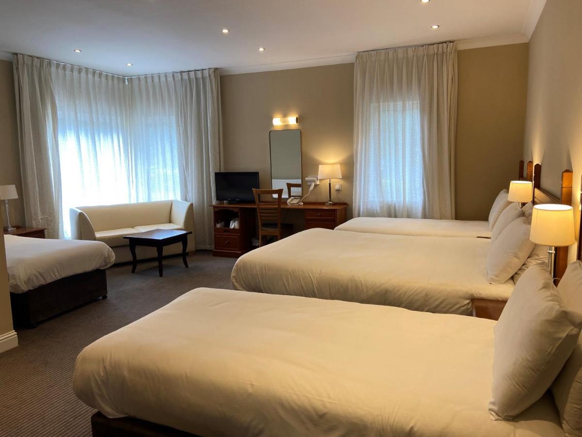 Wilton Hotel ブレイ エクステリア 写真